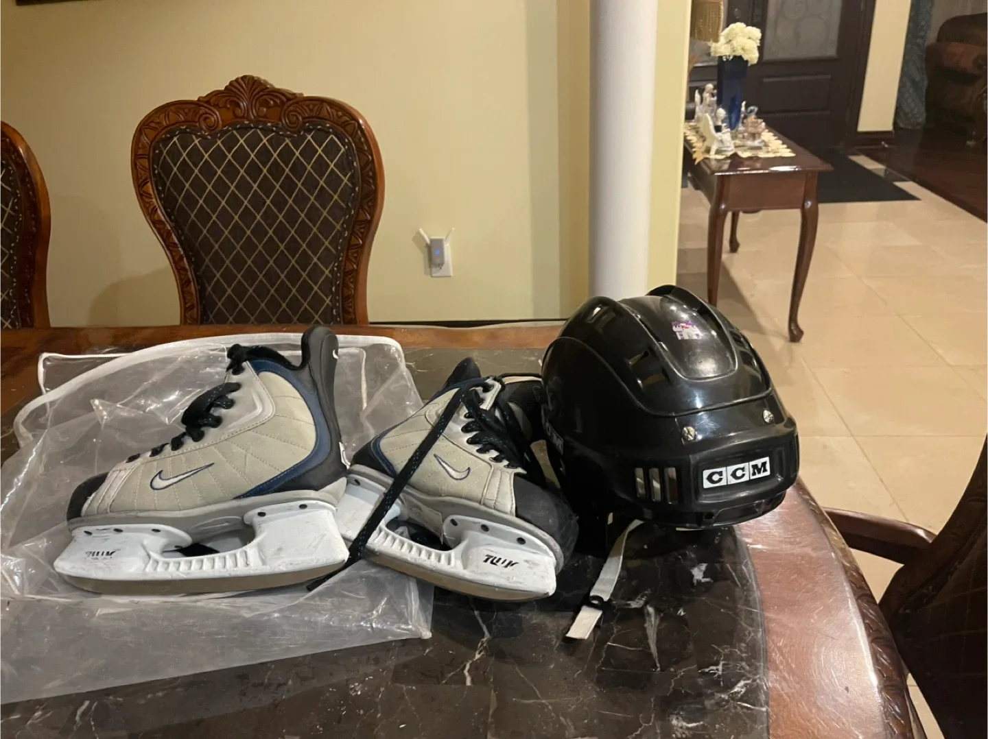 Nike Bauer Hockey Skates & CCM Helmet