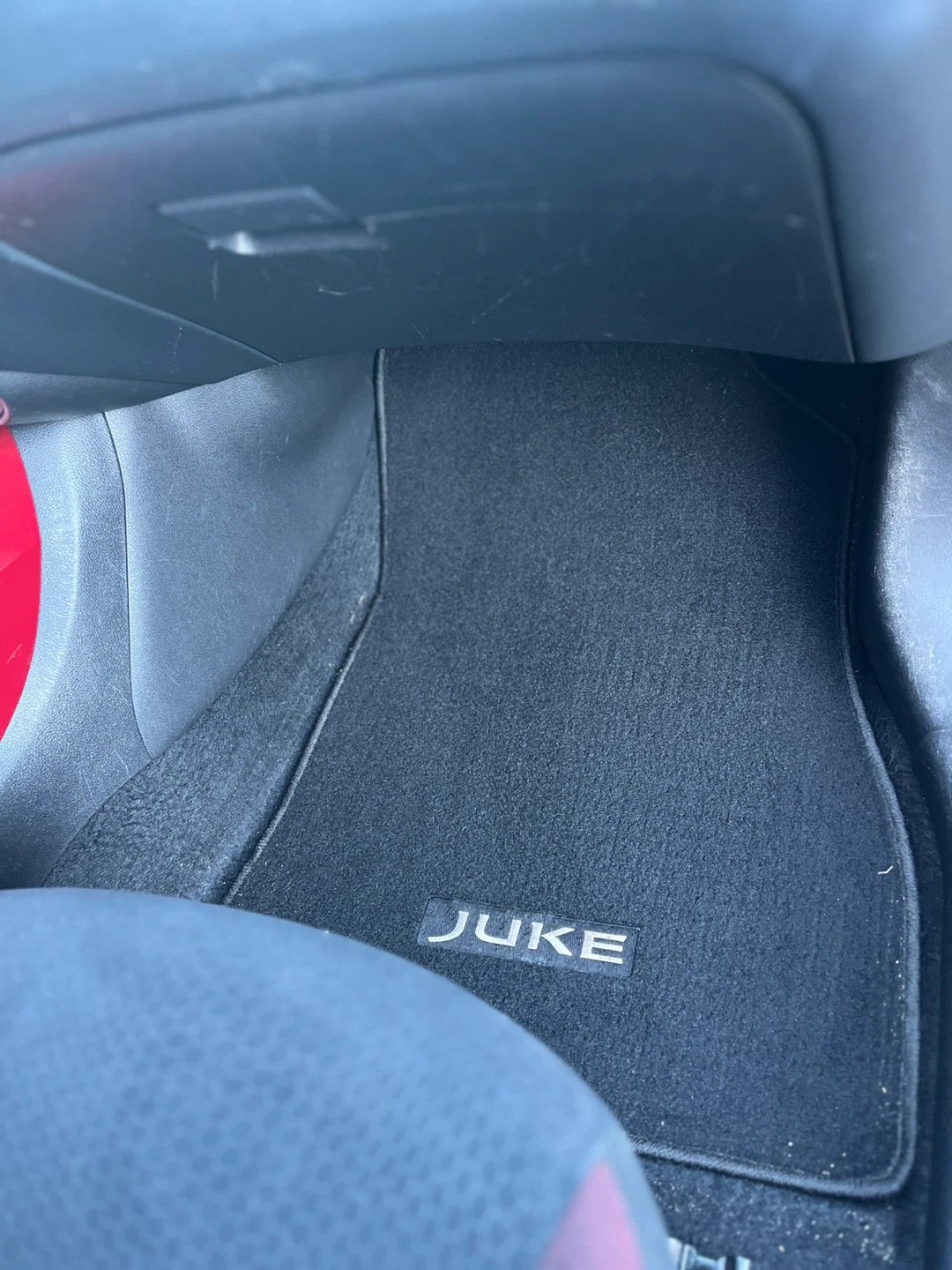 Nissan Juke SV AWD - Black
