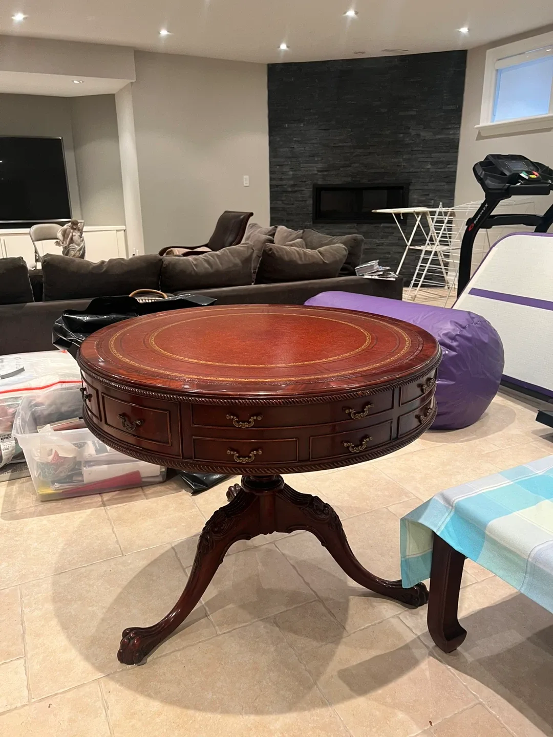 Vintage Round Wood Side Table image indicator(2)