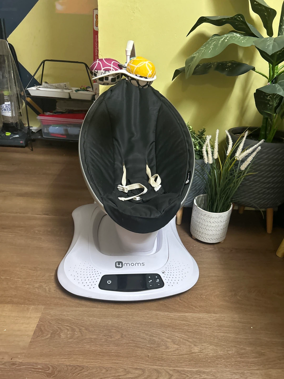 4moms MamaRoo Baby Swing