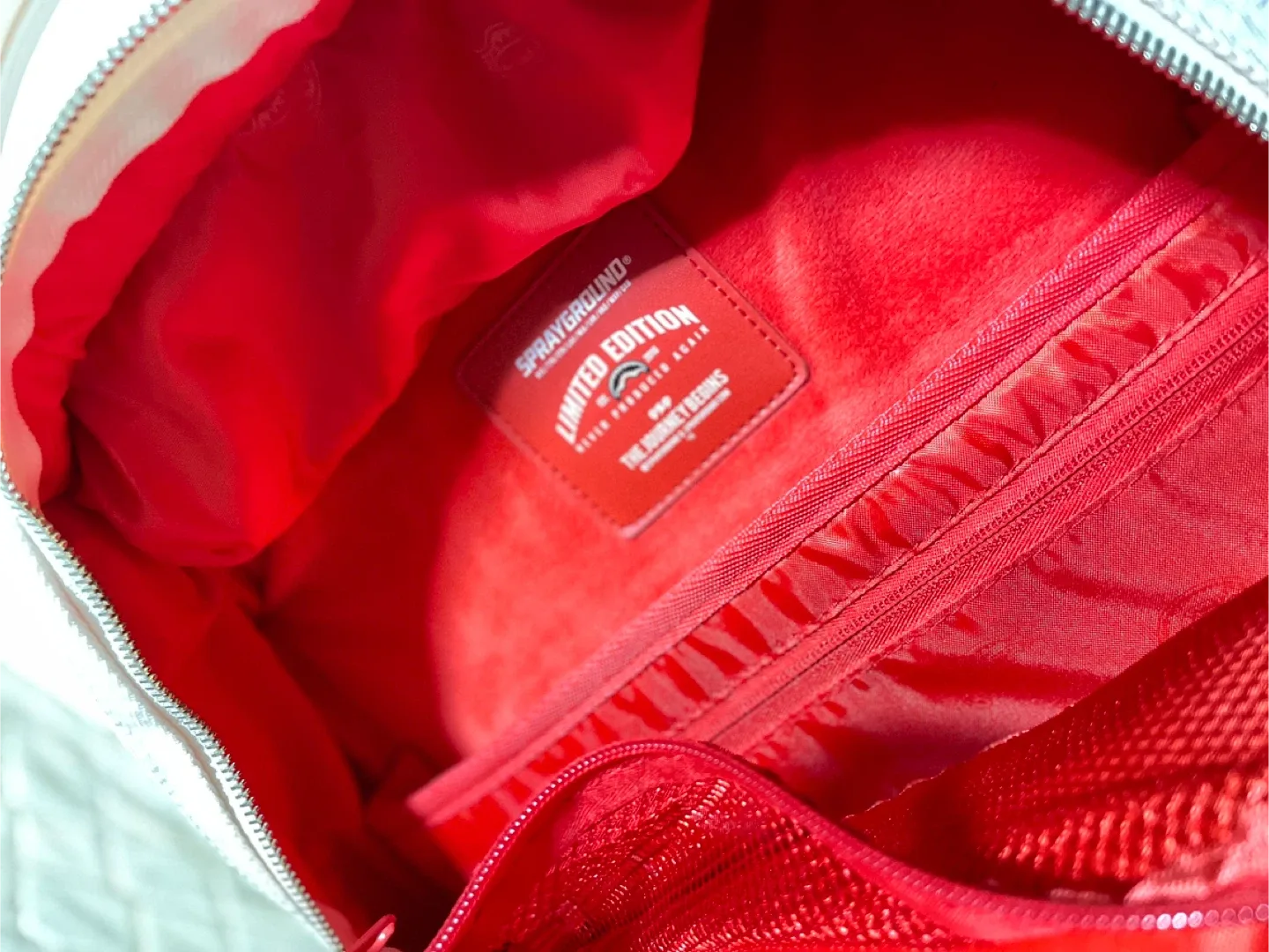 Sprayground Backpack image indicator(3)