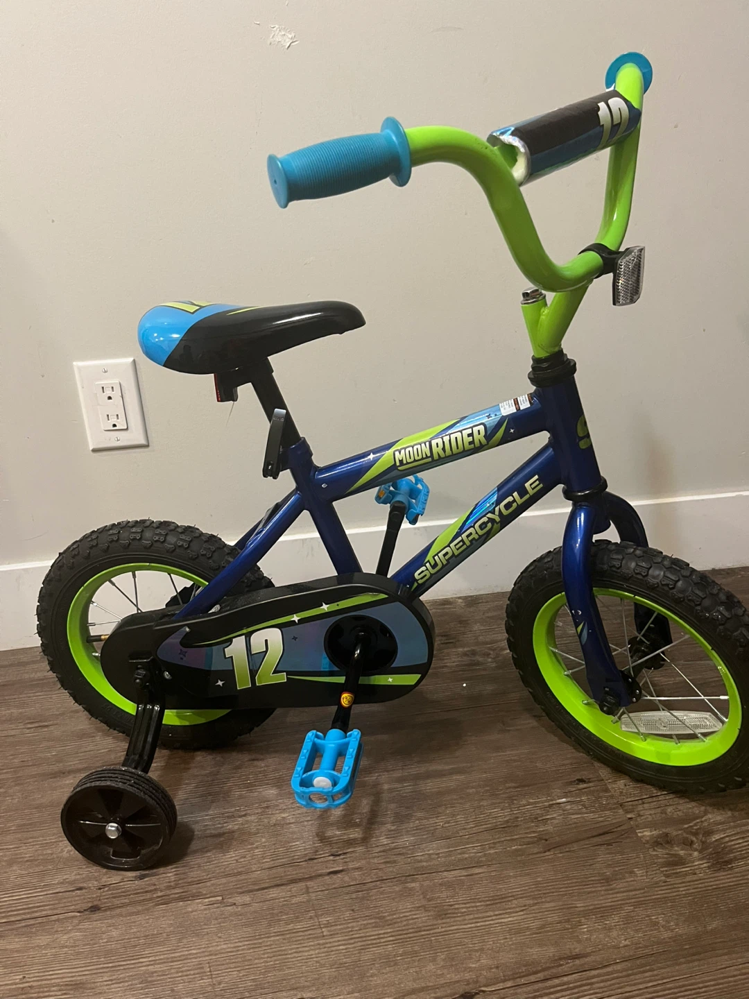 Supercycle Moon Rider 12" Kids Bike
