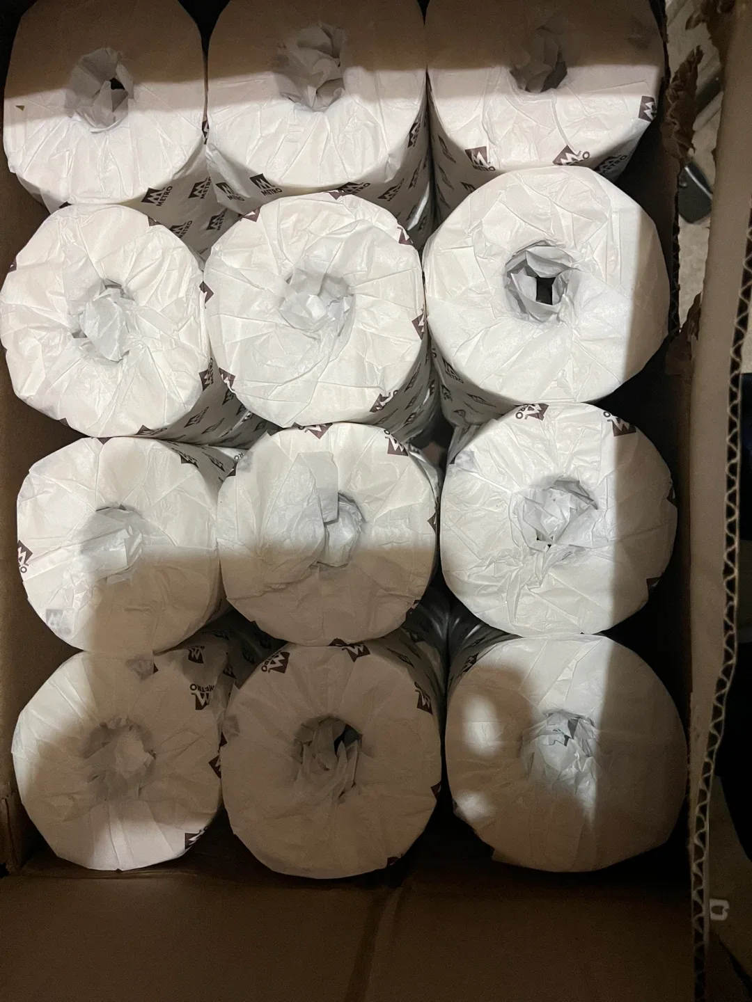 Toilet Paper Rolls - Bulk Pack image indicator(3)