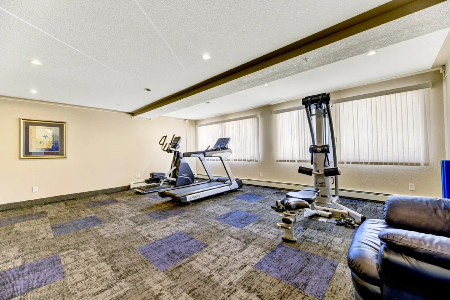 2 bedrooms and 2 bathrooms Condo in southside image indicator(8)