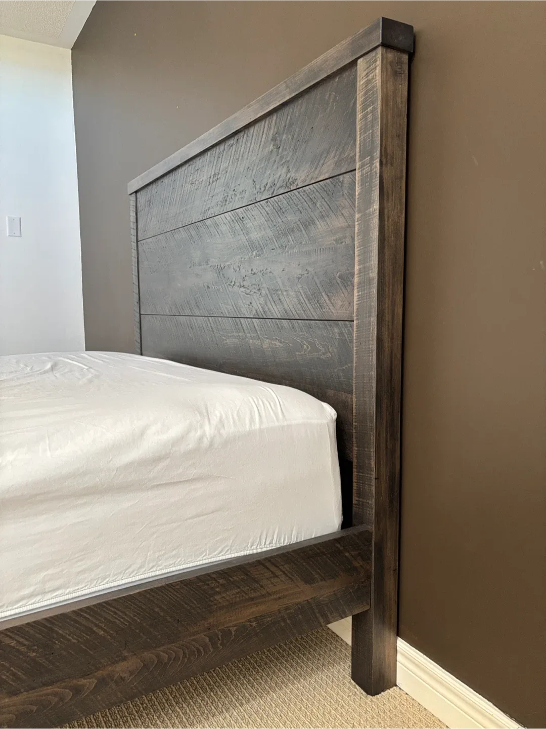 Halton Homestead Urban Rustic Bed image indicator(5)