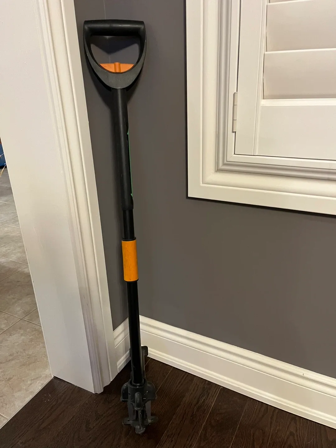 Fiskars Telescoping Extendable Weeder