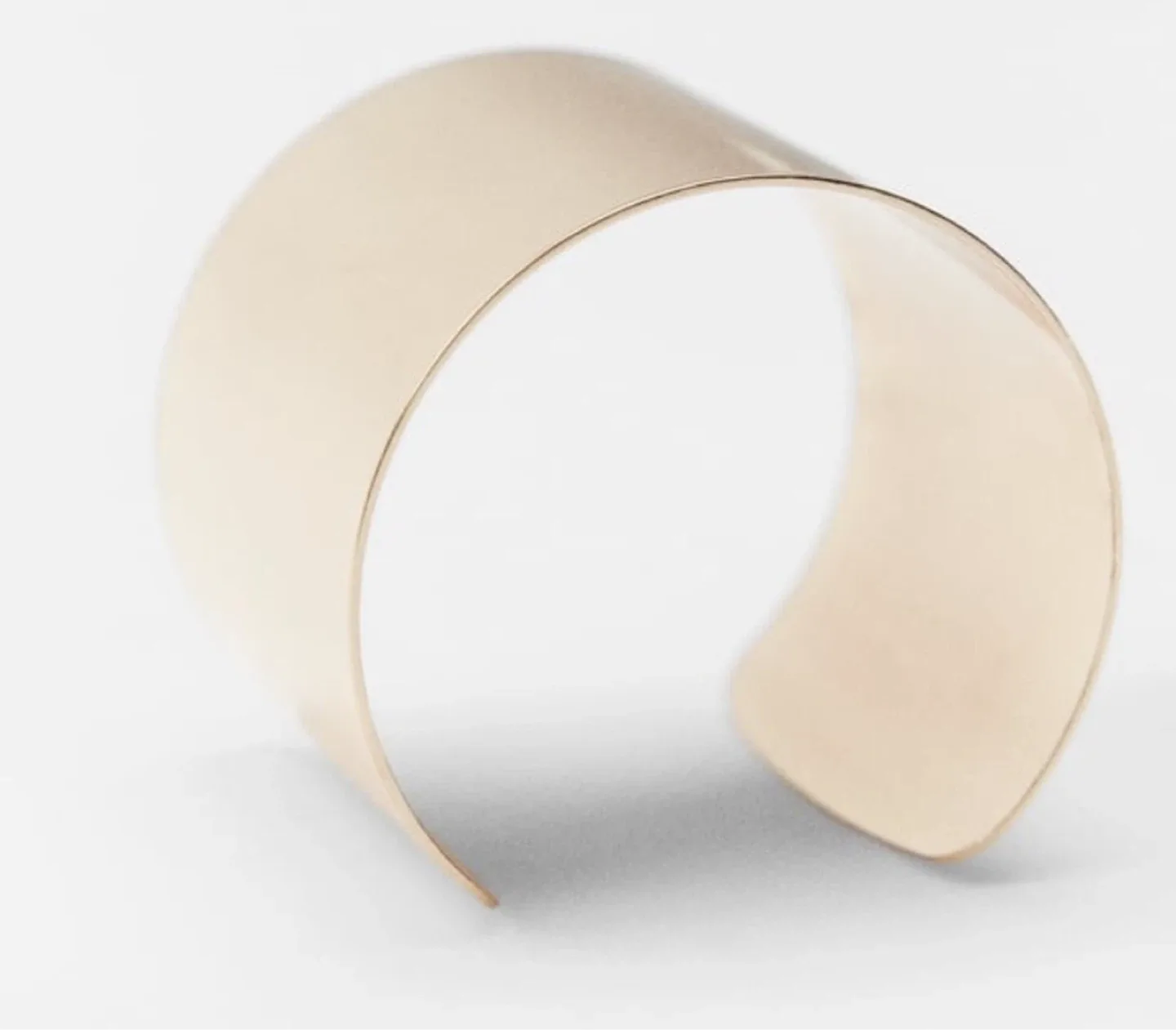 Zara Gold Cuff Bracelet (2) image indicator(4)