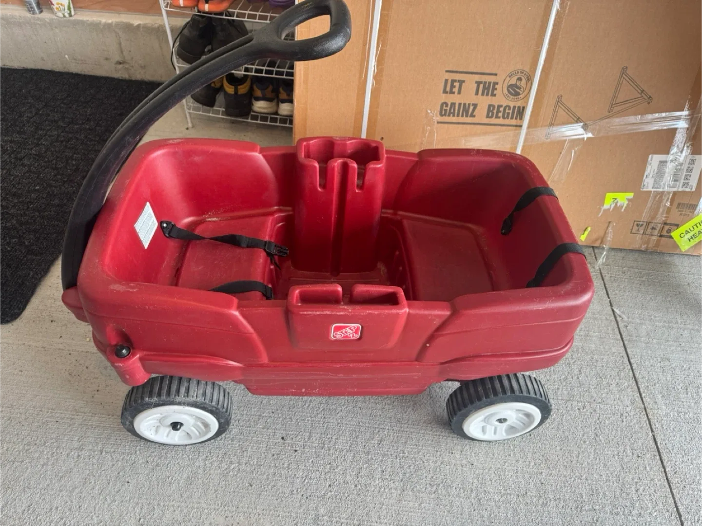 Step2 Red Wagon for Kids image indicator(2)