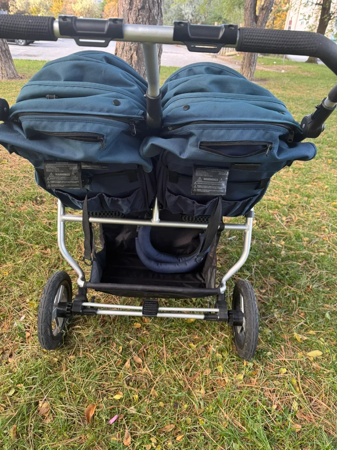 Bumbleride Indie Twin Stroller Excellent Condition (2024 model) image indicator(2)