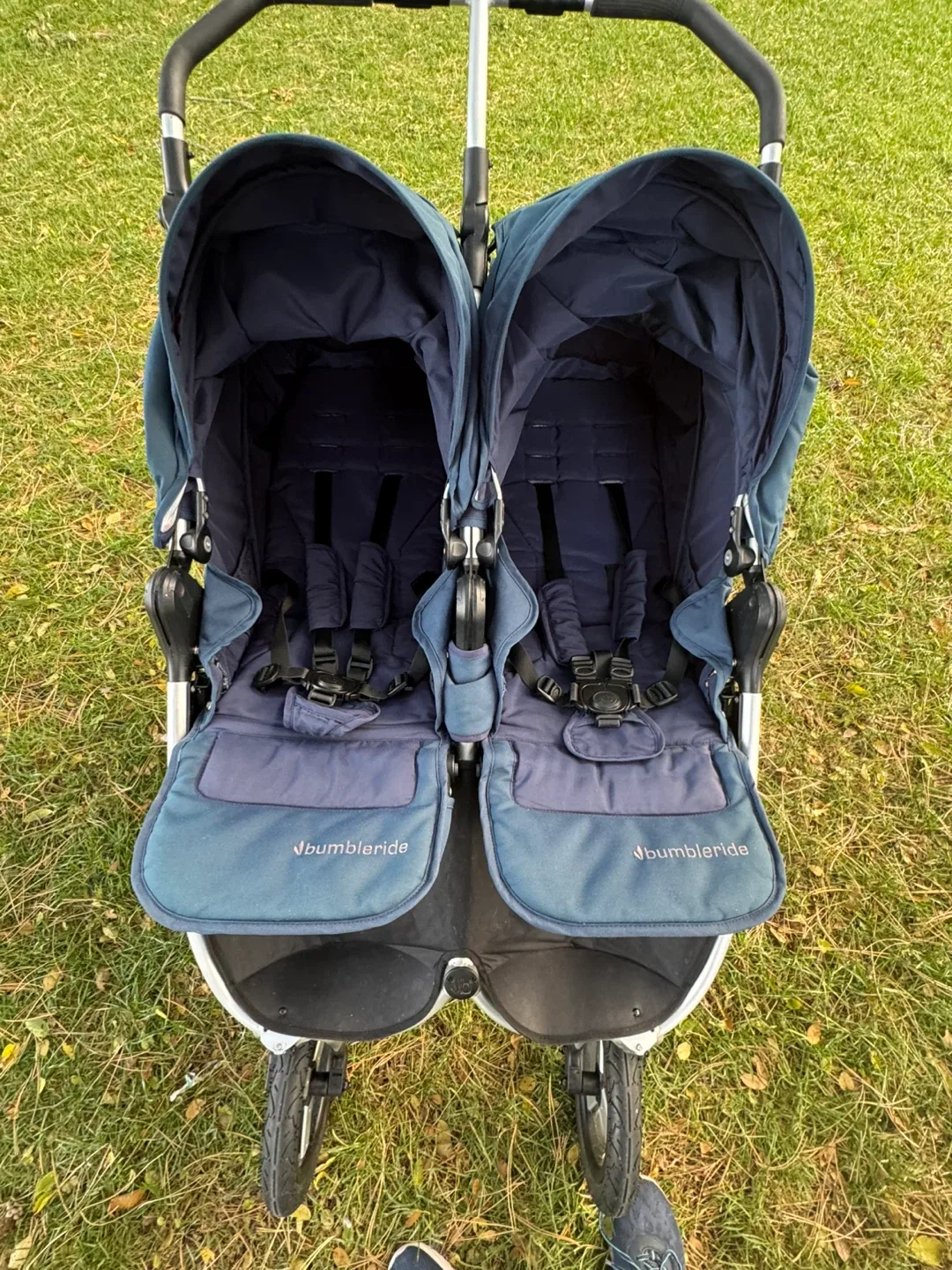Bumbleride Indie Twin Stroller Excellent Condition (2024 model) image indicator(4)