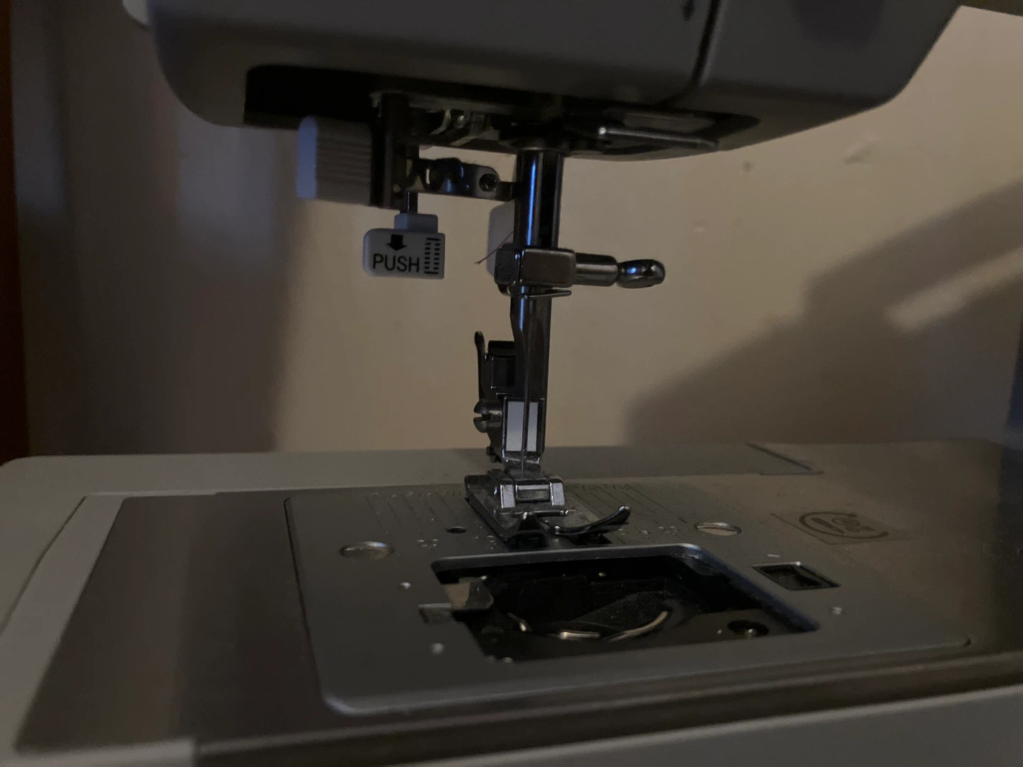 Singer Heavy Duty Sewing Machine - photo 2