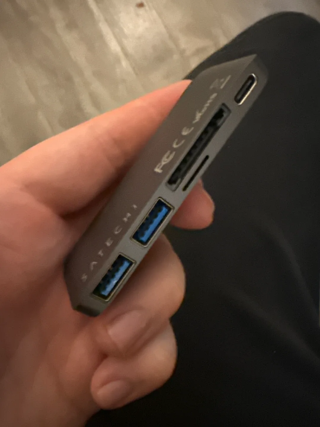 Satechi USB-C Hub Adapter image indicator(3)