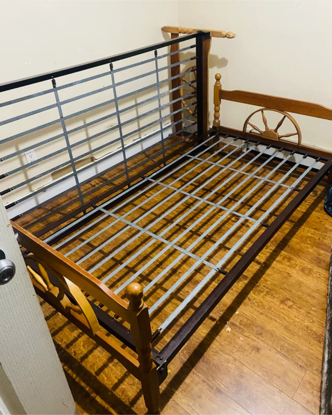 Wooden Bunk Bed Frame - photo 4