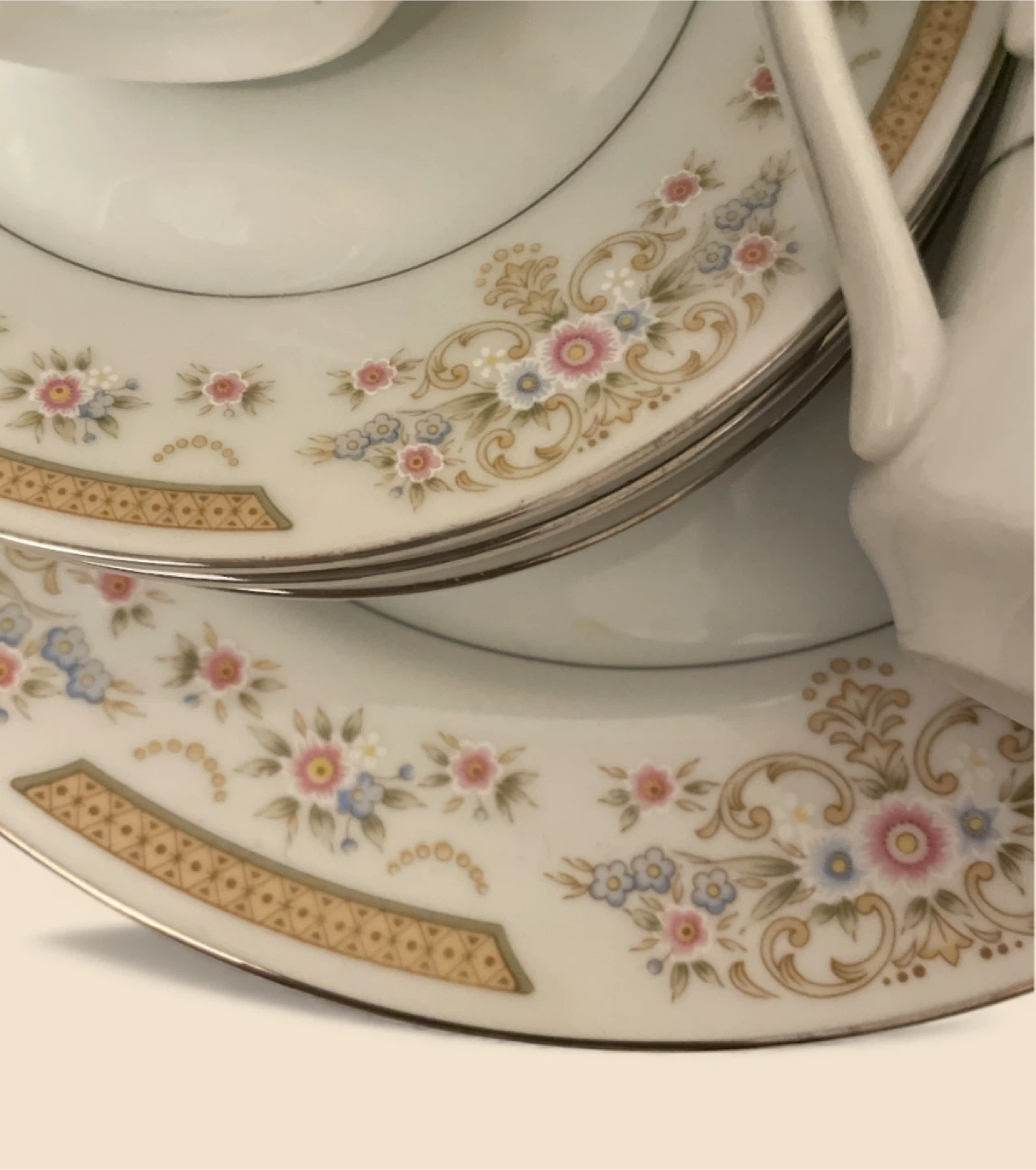 Signature Collection Coronet China Set - photo 3