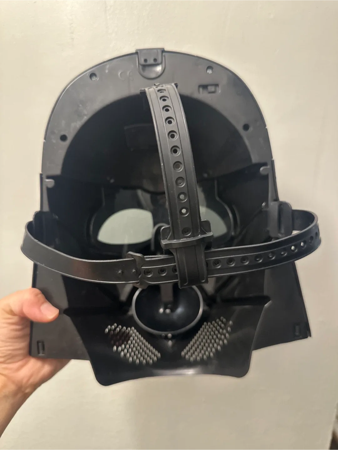 Adjustable hashbro Darth Vader  Mask image indicator(2)