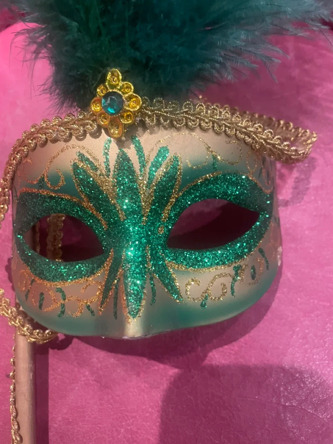 Green & Gold Masquerade Mask with Feathers image indicator(3)