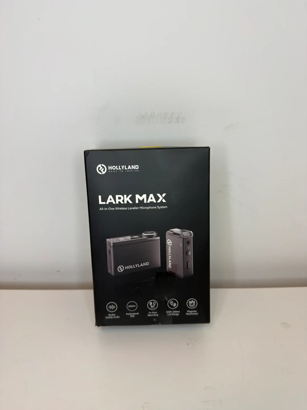 Hollyland Lark Max Wireless Lavalier Microphone thumbnail