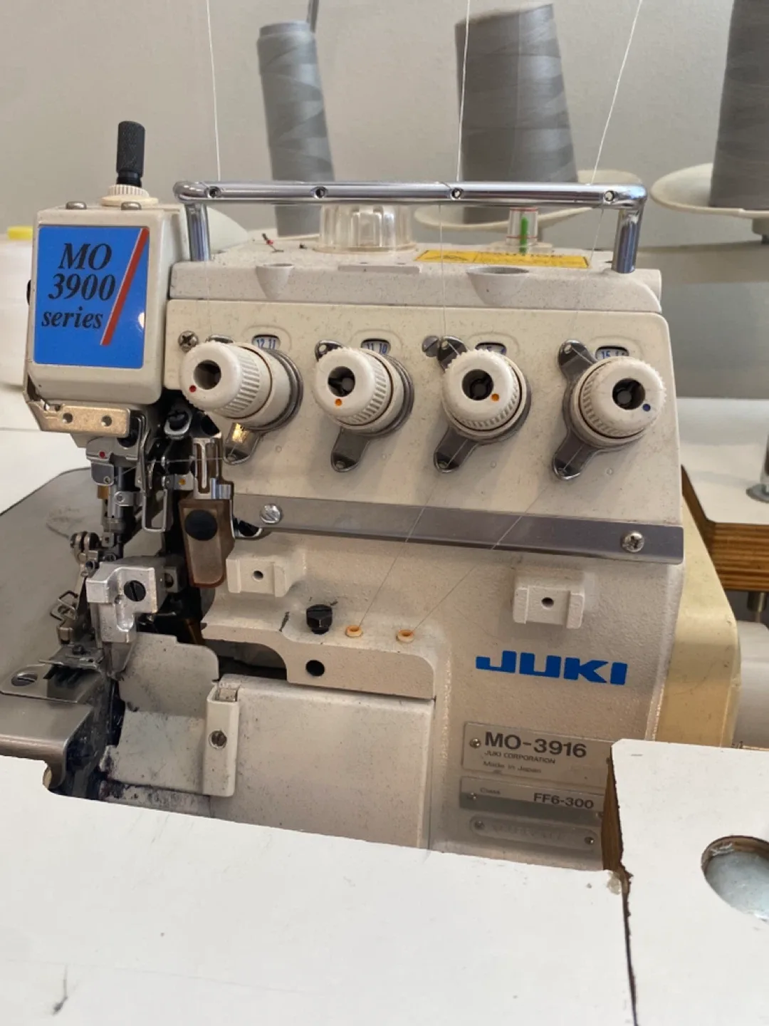 JUKI DDL-8100e Sewing Machine image indicator(5)