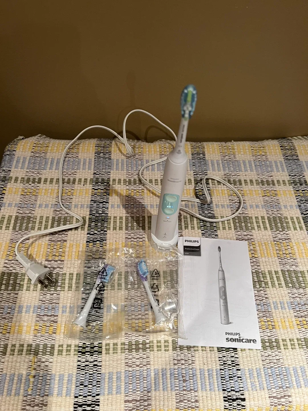 Philips Sonicare ProtectiveClean 4700 thumbnail