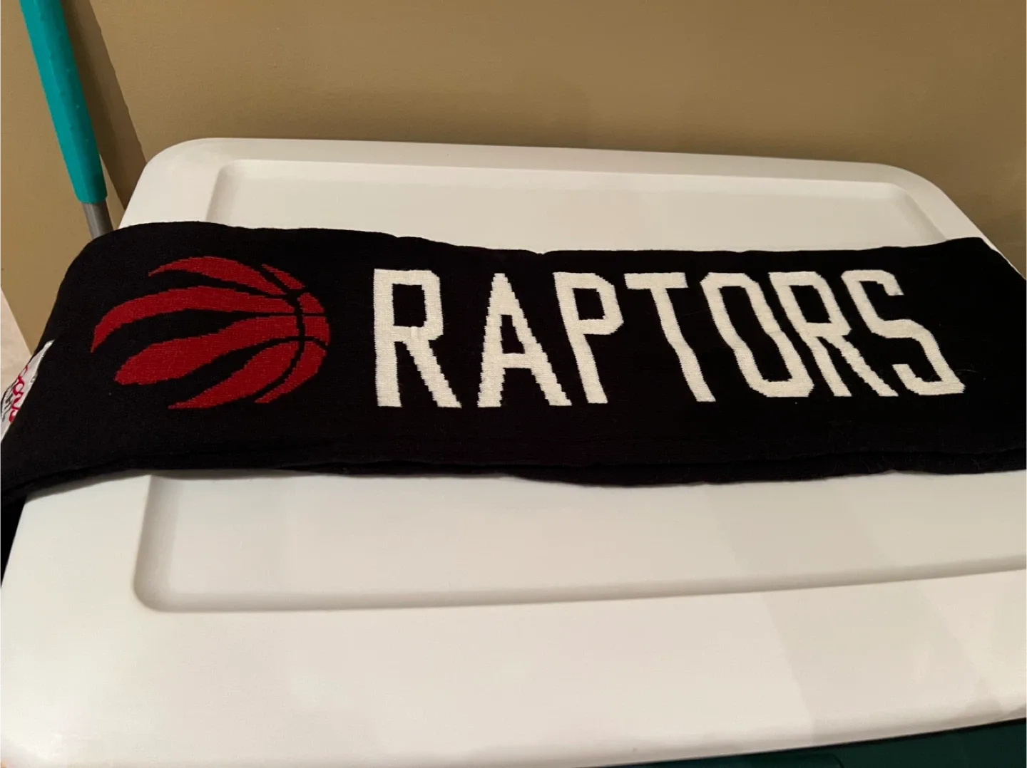 Toronto Raptors Scarf - Black thumbnail