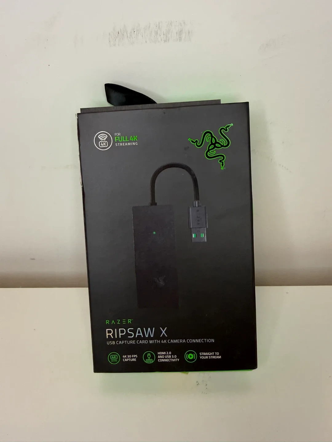 Razer Ripsaw X USB Capture Card w/Camera Connection thumbnail