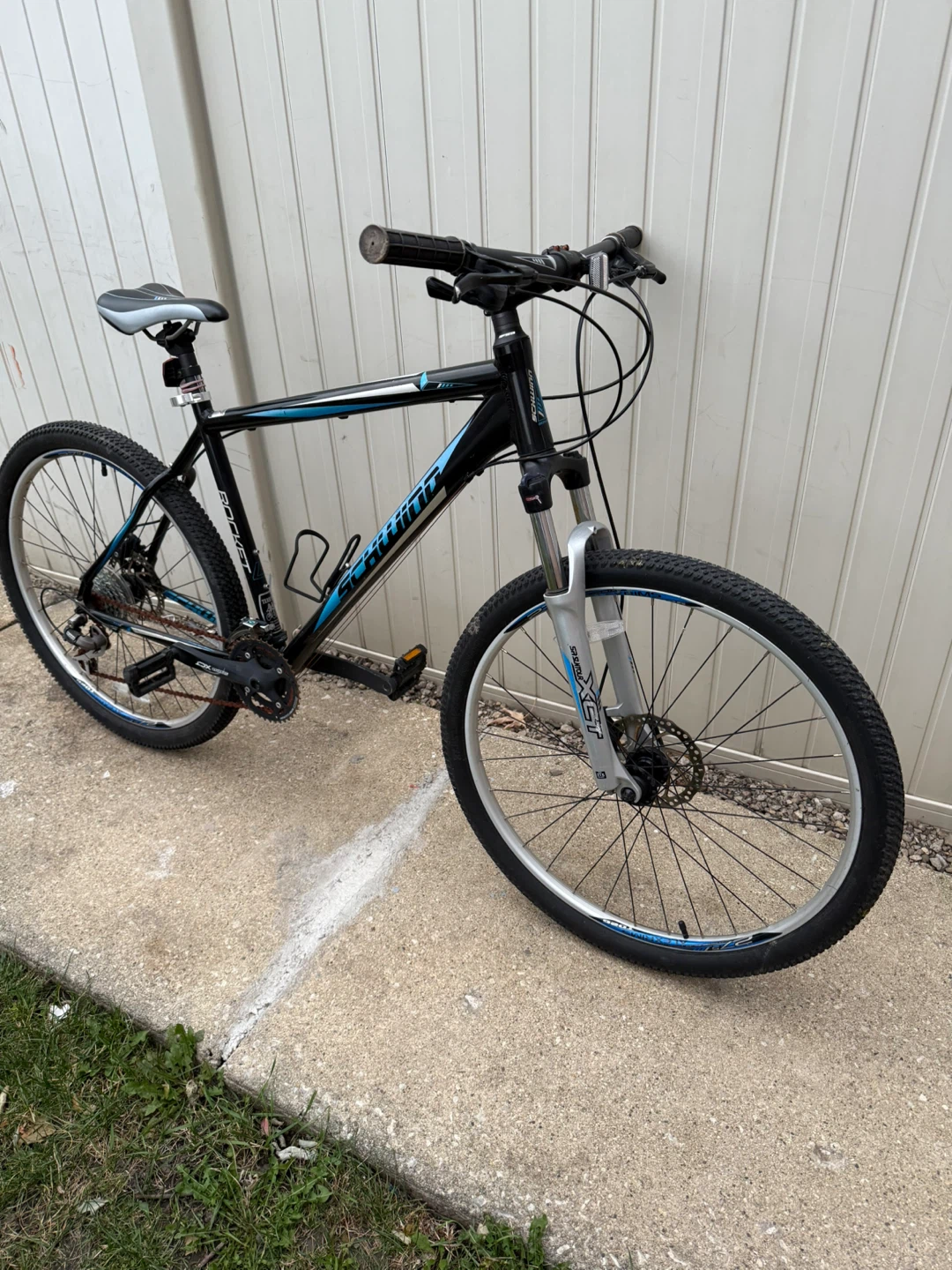 Schwinn Rocket 27.5" Mountain Bike - photo 2