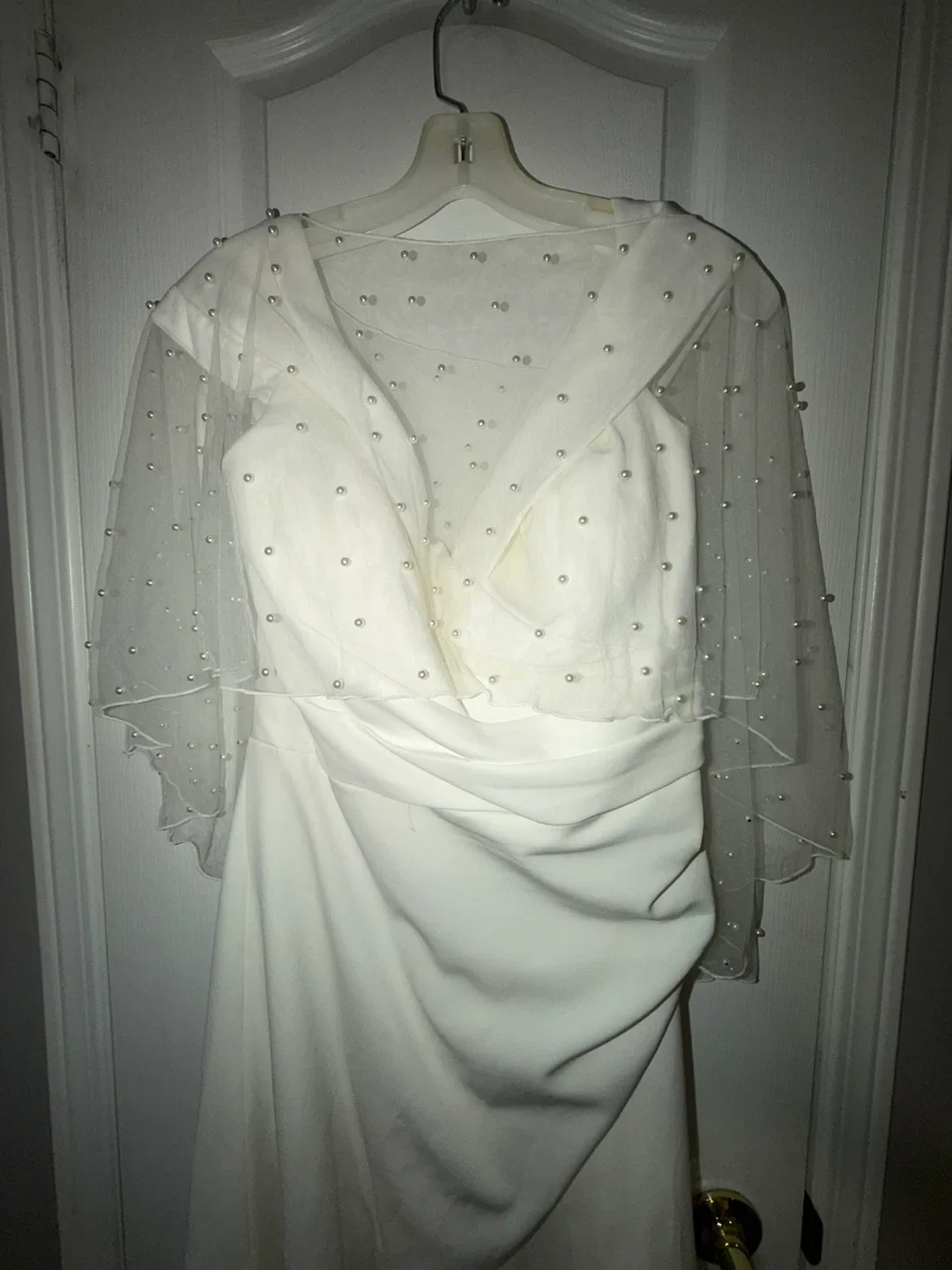 Wedding dress and getting ready kit image indicator(4)