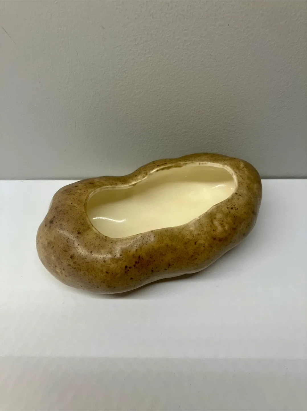 Vintage Ceramic Potato Bowl 7” x 4” - Like New image indicator(9)