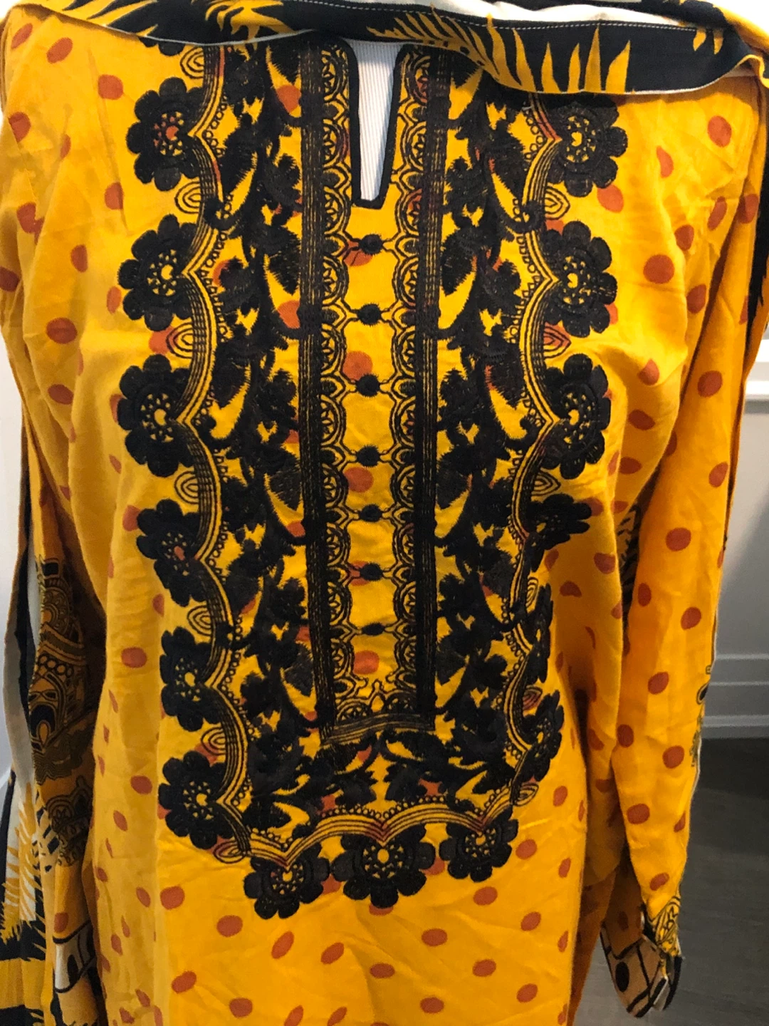 Yellow Embroidered Salwar Kameez Suit - photo 2
