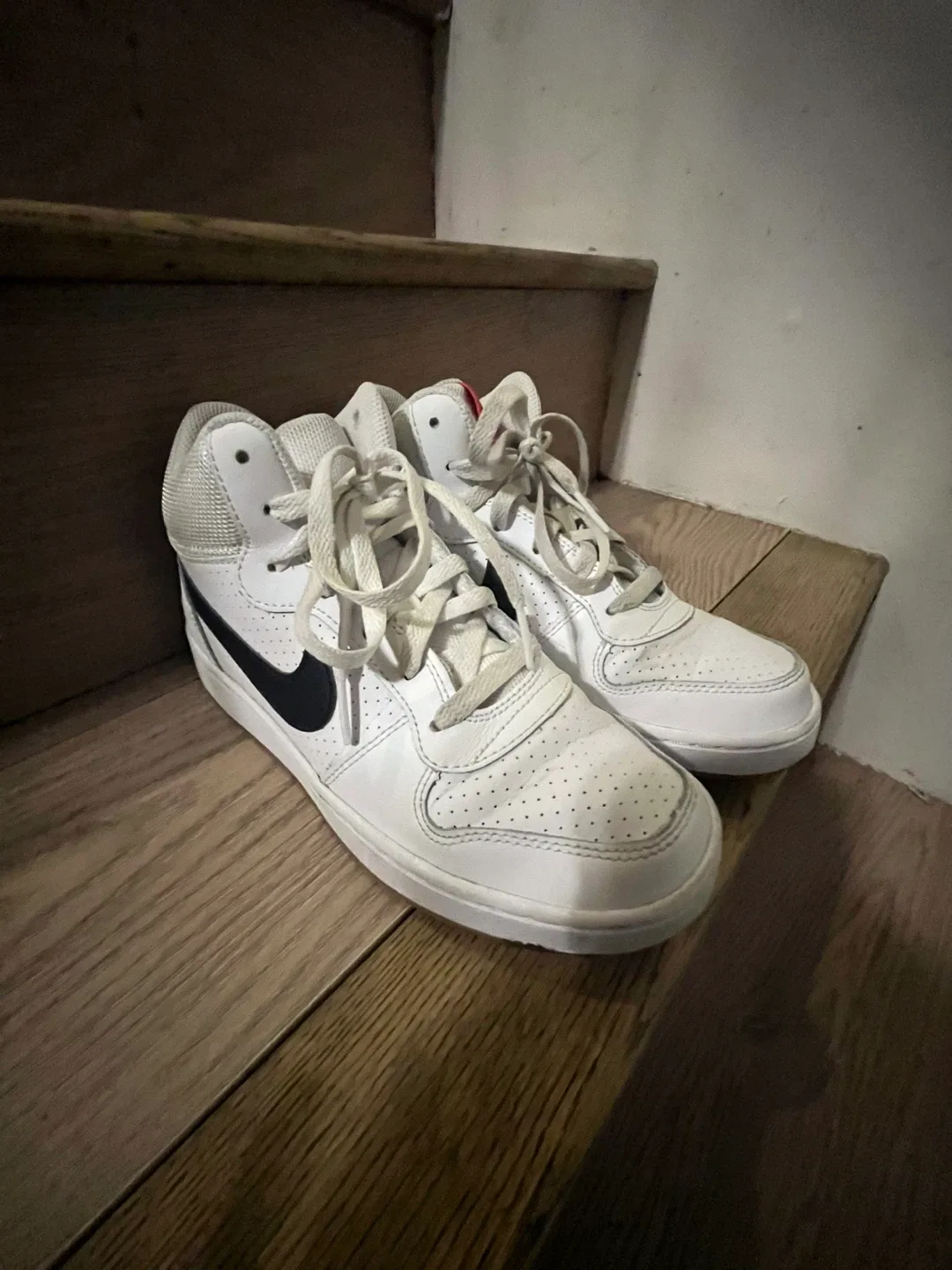 Nike Court Borough Mid 2 White/Black Sneakers