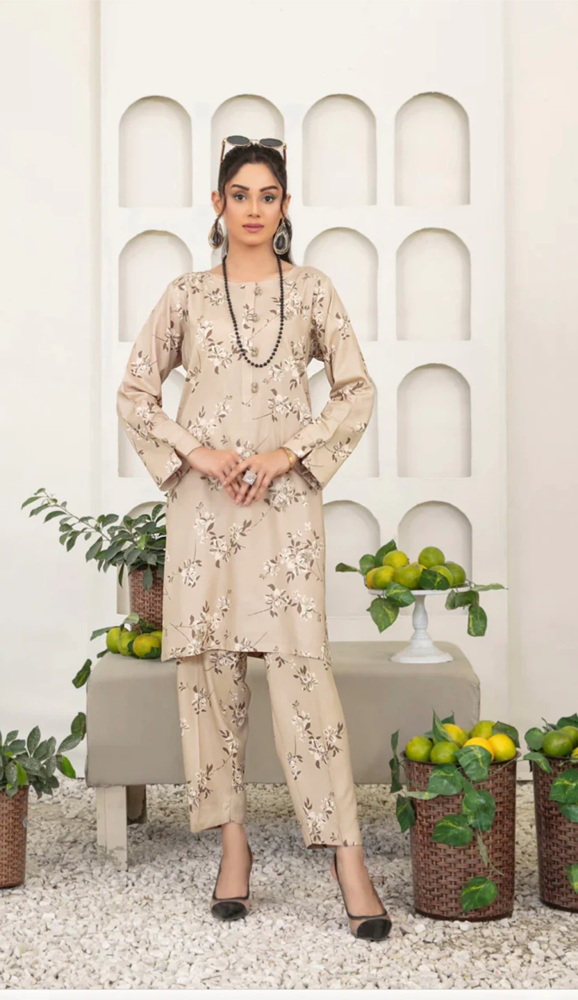 Ladies' Kurti Set - Assorted Styles with different price)