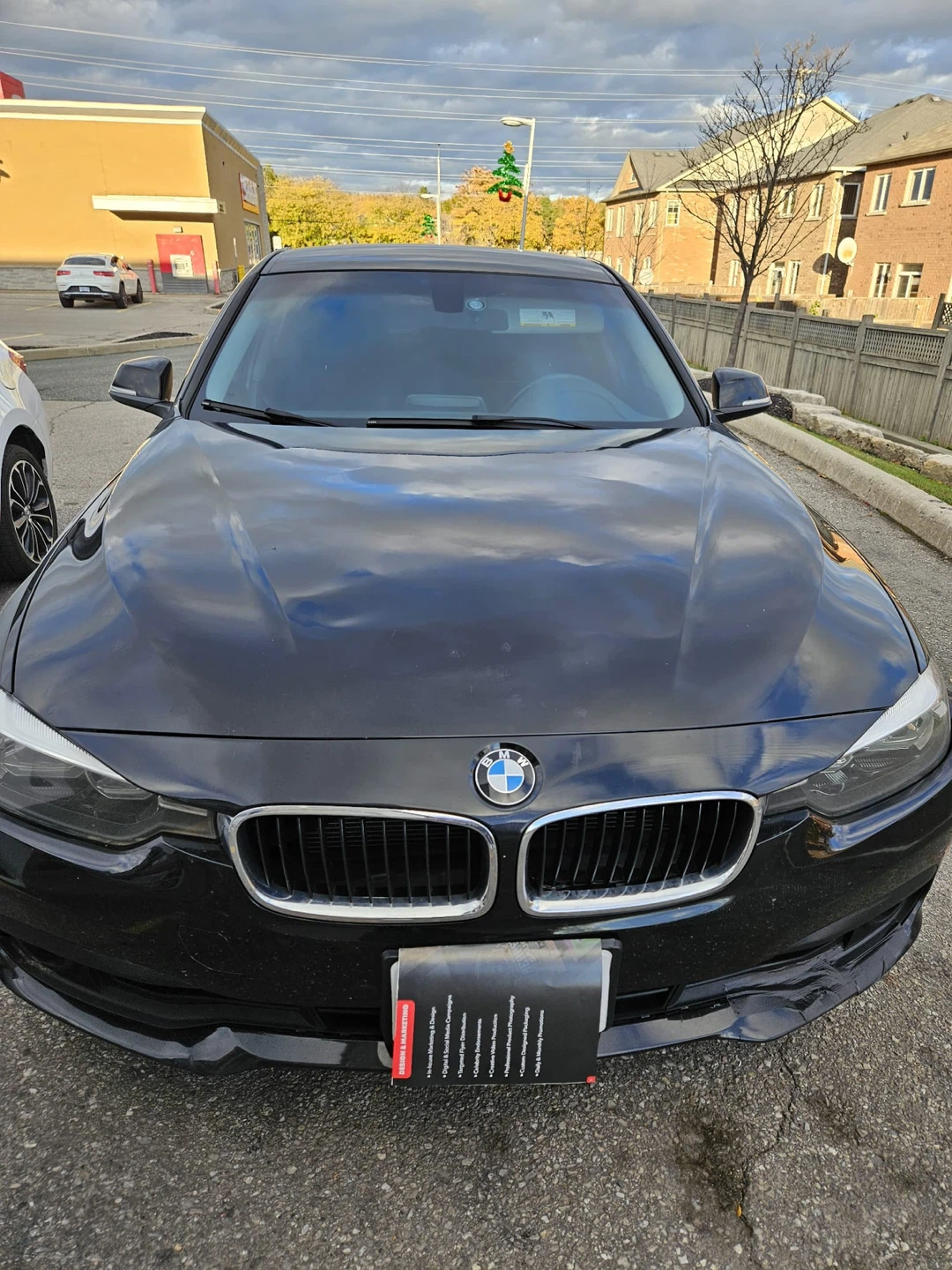BMW 320i xDrive - Black Sedan