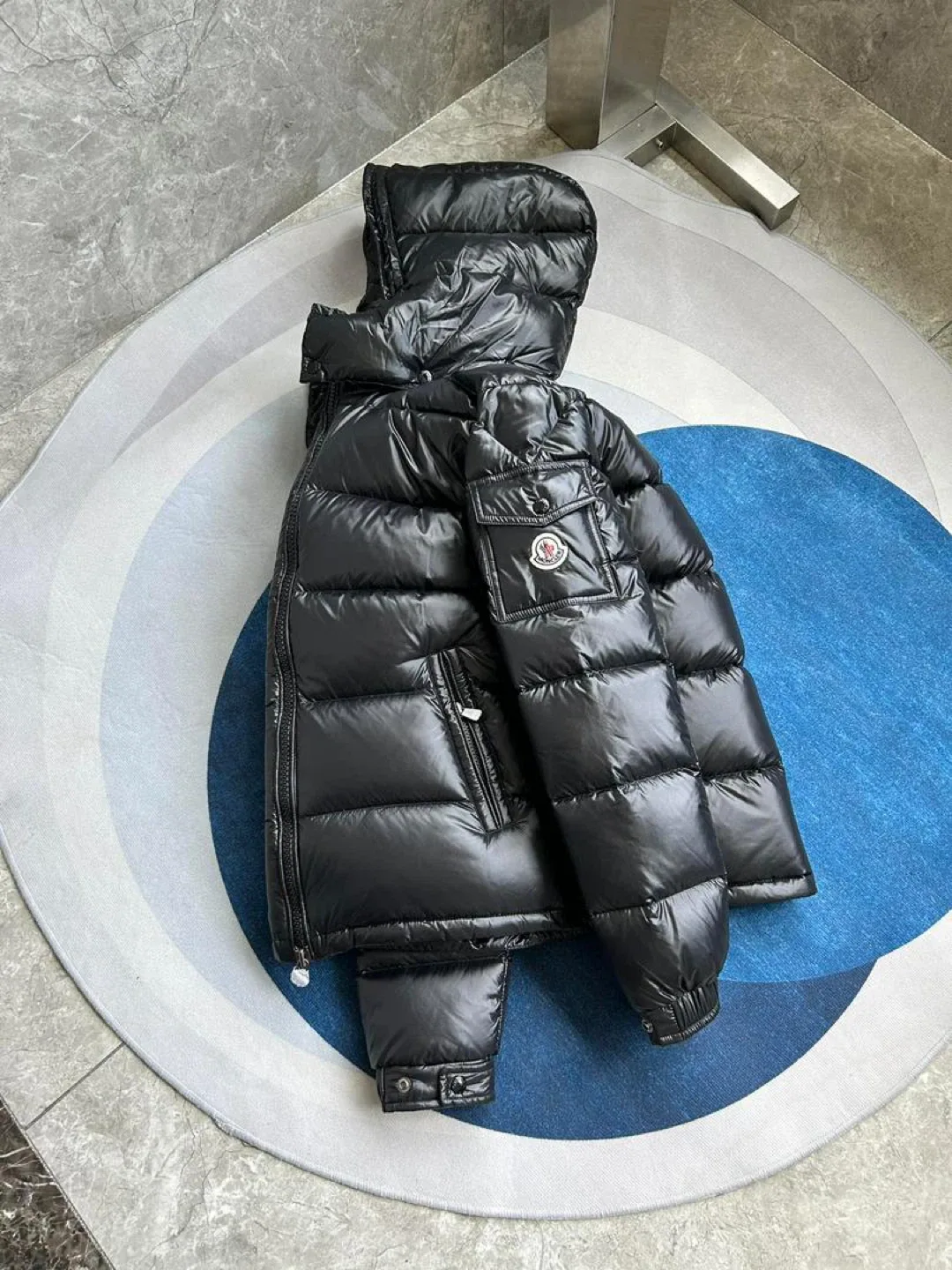 Men’s size moncler new image indicator(4)