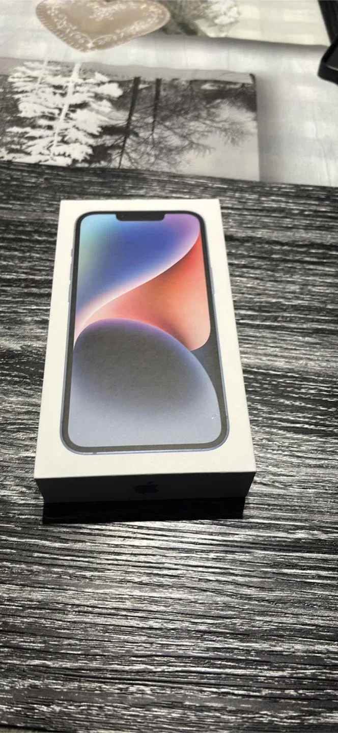 Apple iPhone 14 Blue with Cases image indicator(3)