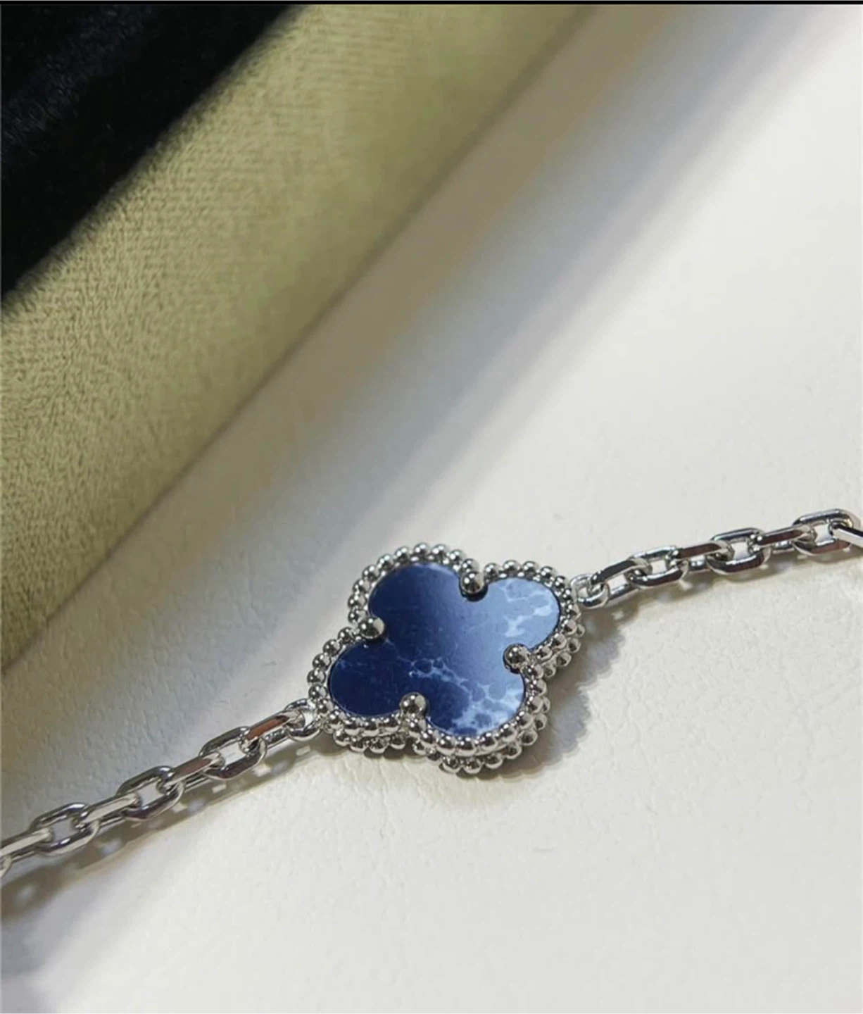 Van Cleef & Arpels Alhambra Bracelet - photo 5