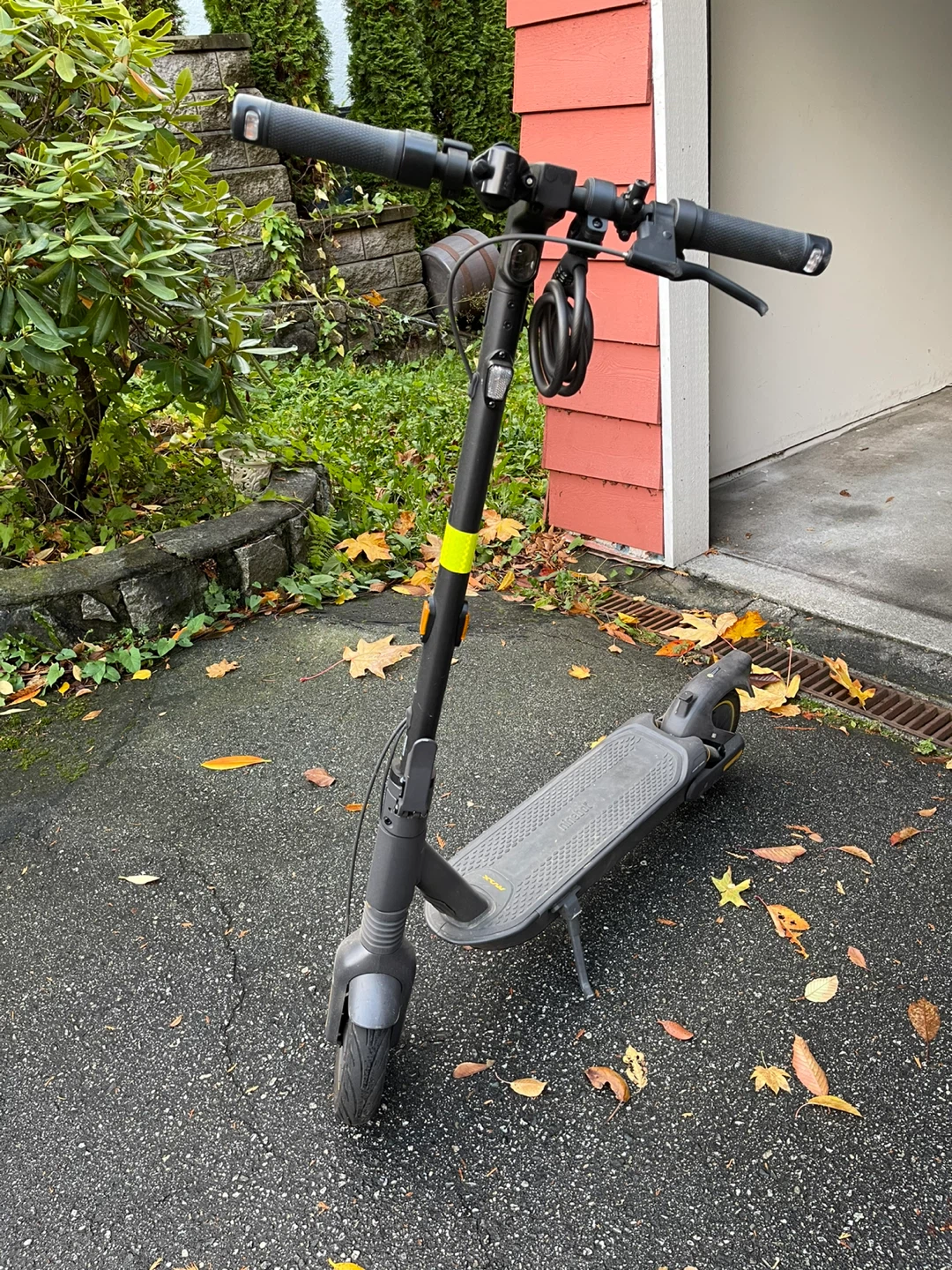 Segway Ninebot G2max Electric Scooter