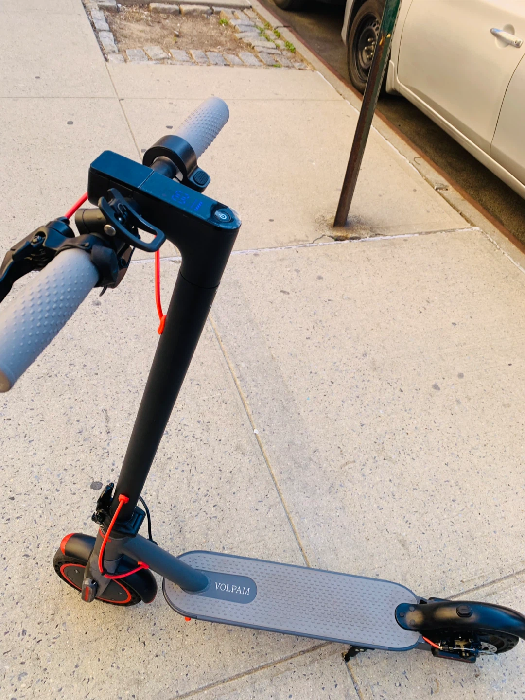 Volpam Electric Scooter brand New condition run fast 30mph - photo 5