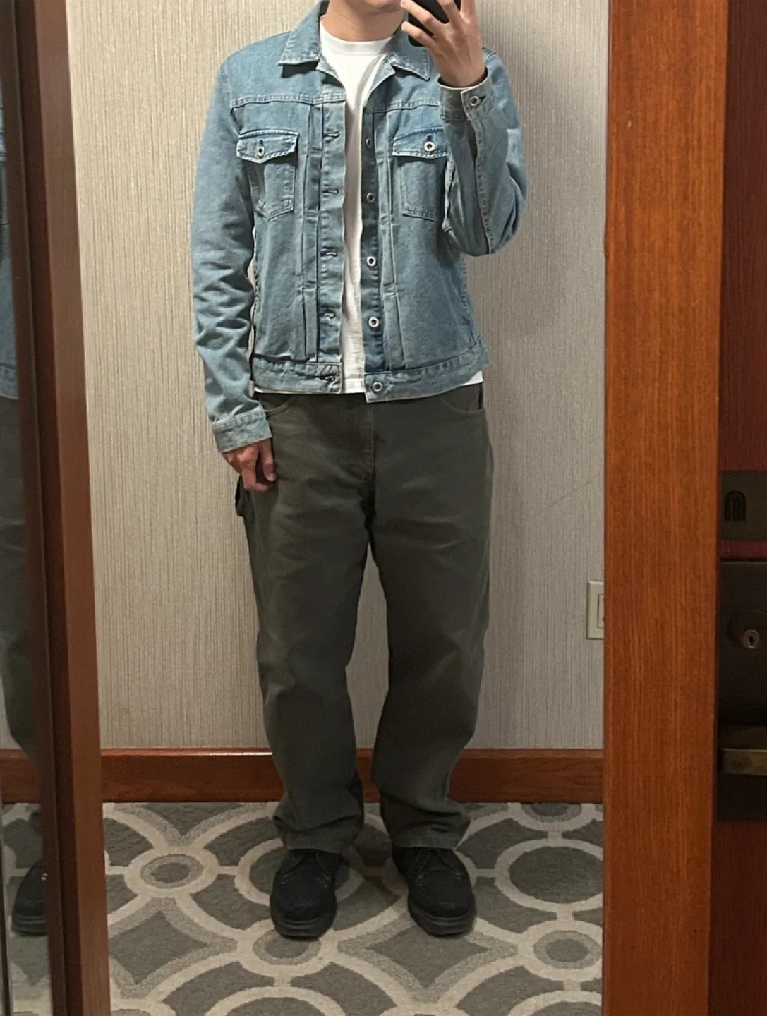 H&M L.O.G.G. Denim Jacket - Size L image indicator(4)