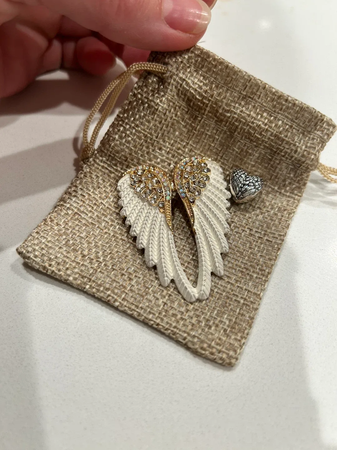 Angel Wings Brooch image indicator(4)