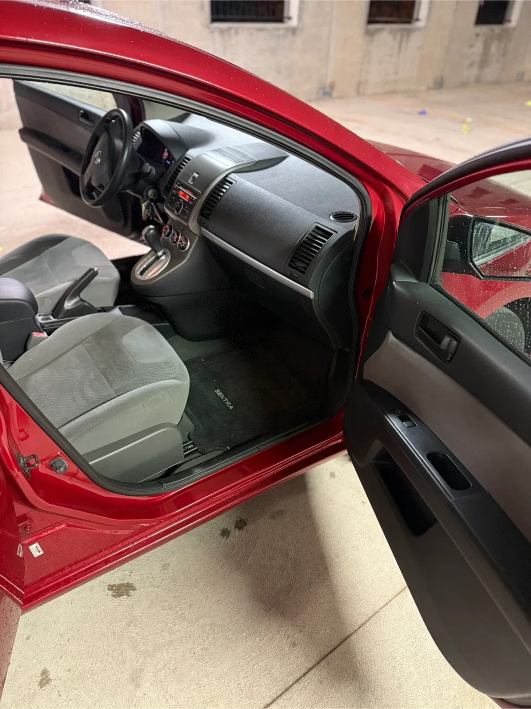 Red 2012 Nissan Sentra Sedan image indicator(7)