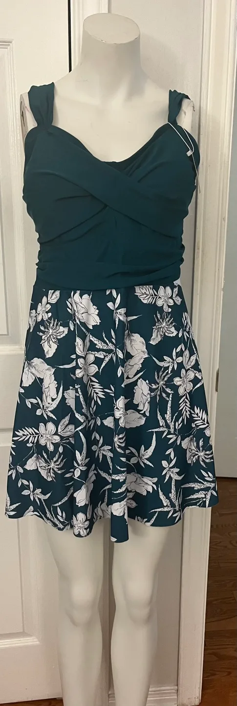 Summer Mae 18W Green Floral Swim Dress and shorts image indicator(2)