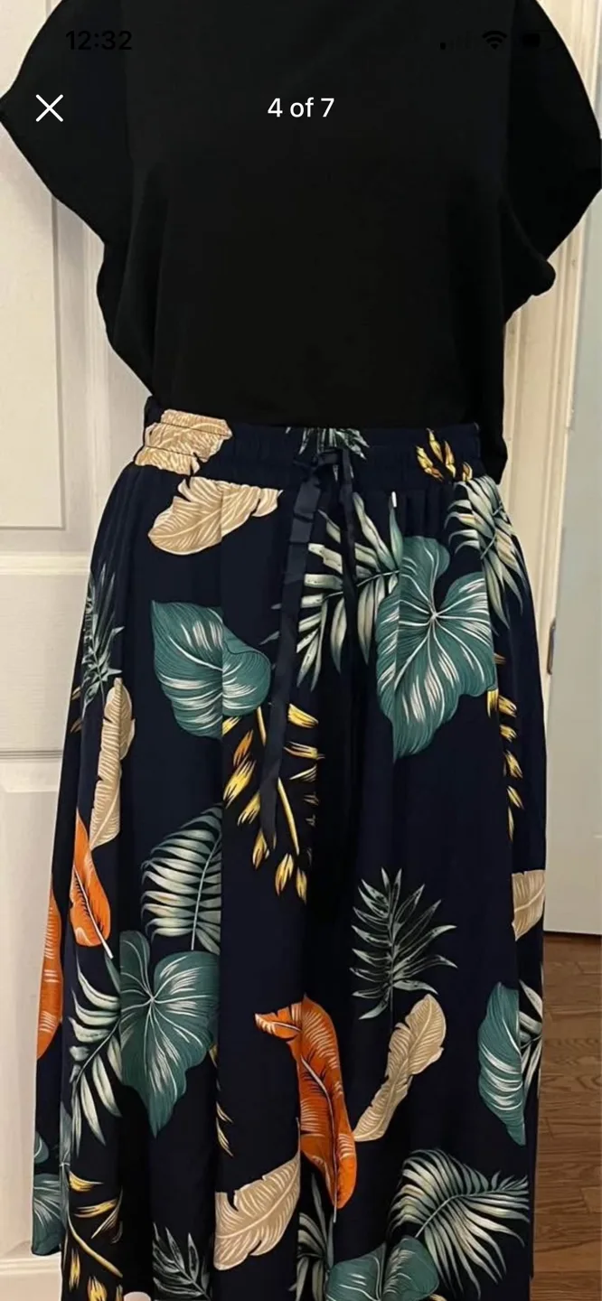 Floral Print Midi Skirt image indicator(4)