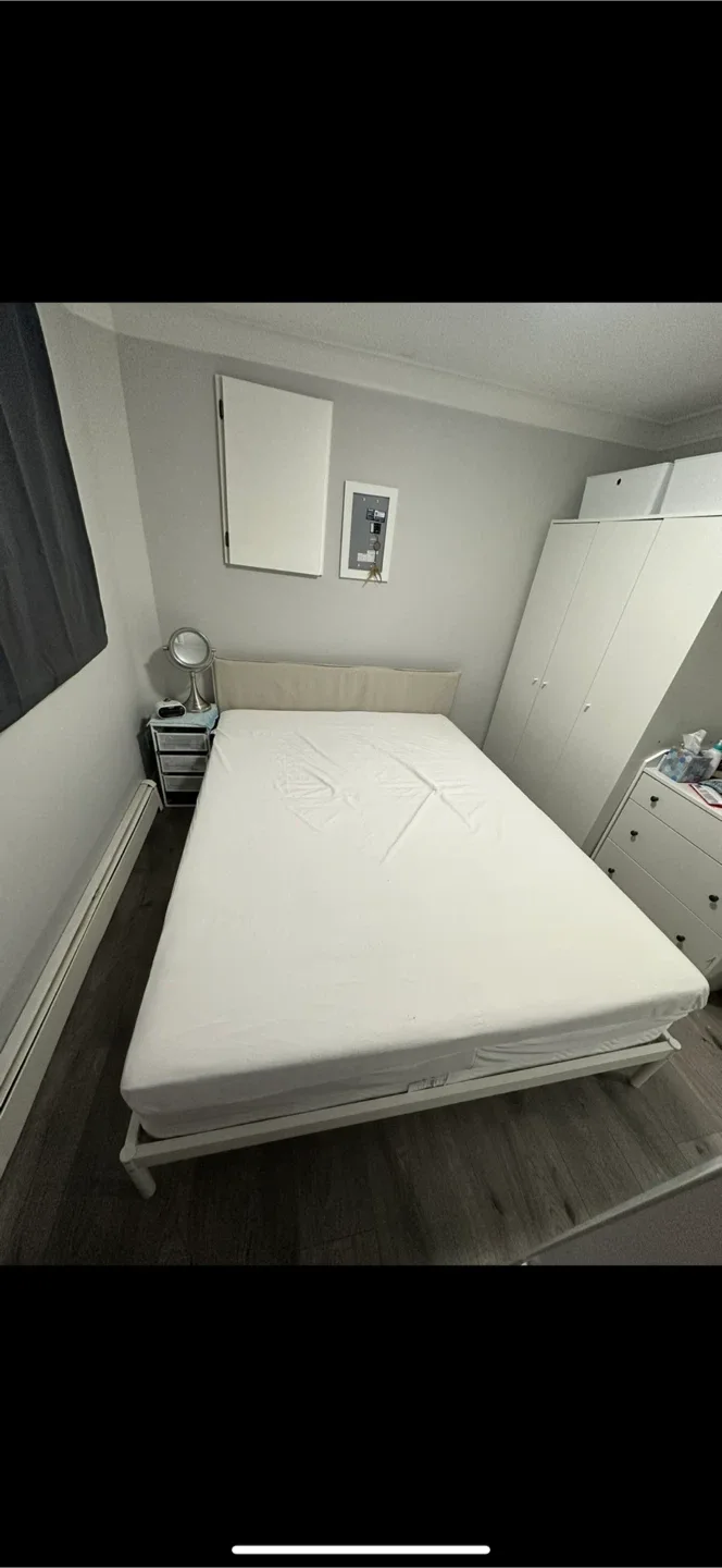 IKEA Morgedal Mattress and Kleppstad Queen Bed image indicator(4)