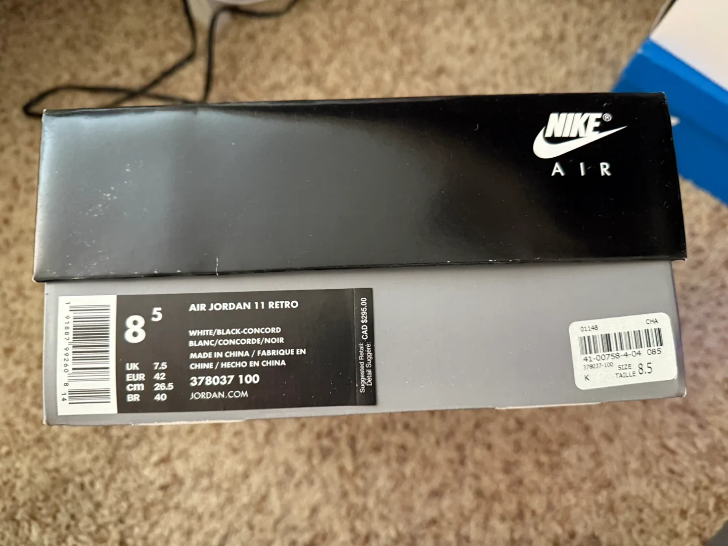 Air Jordan 11 Retro Concord - Size 8.5 image indicator(3)