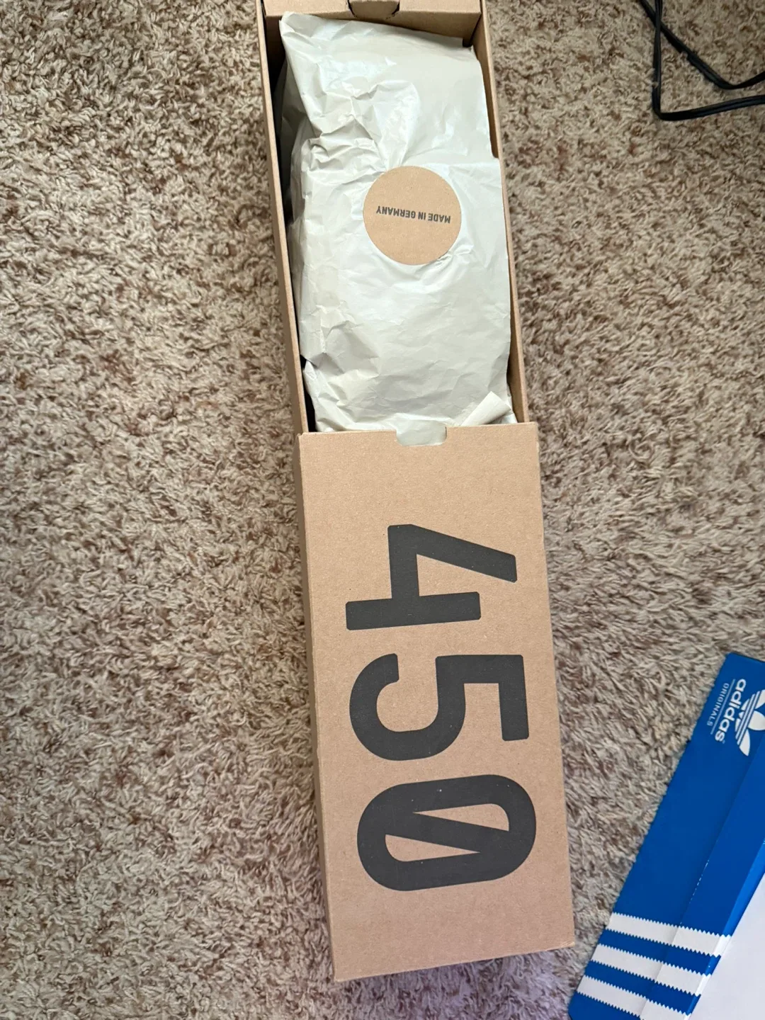 Adidas Yeezy 450 US 9 image indicator(4)