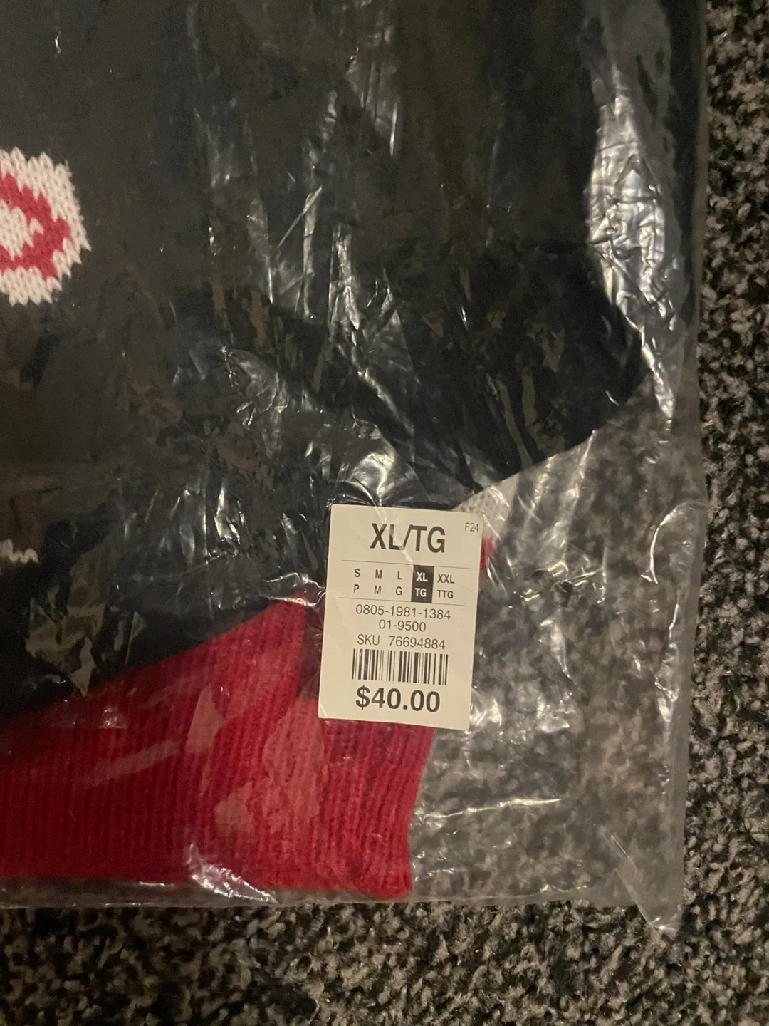 Men’s Ugly Christmas sweater size XL image indicator(8)