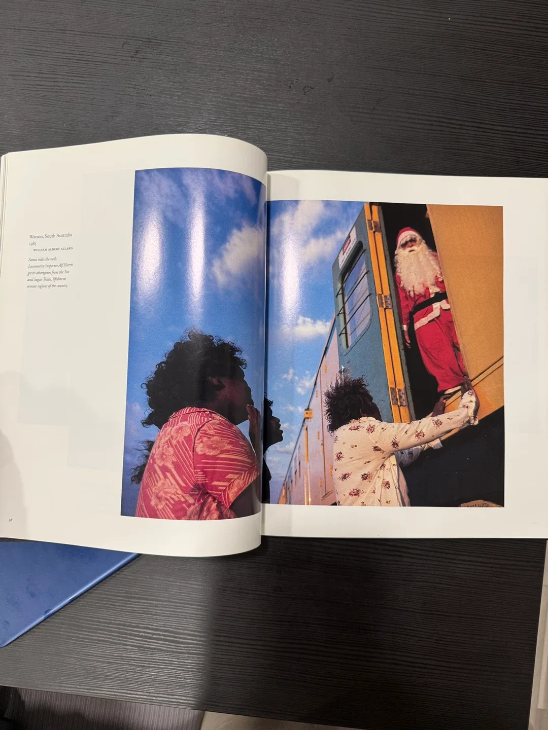 National Geographic: The Photographs Book image indicator(3)