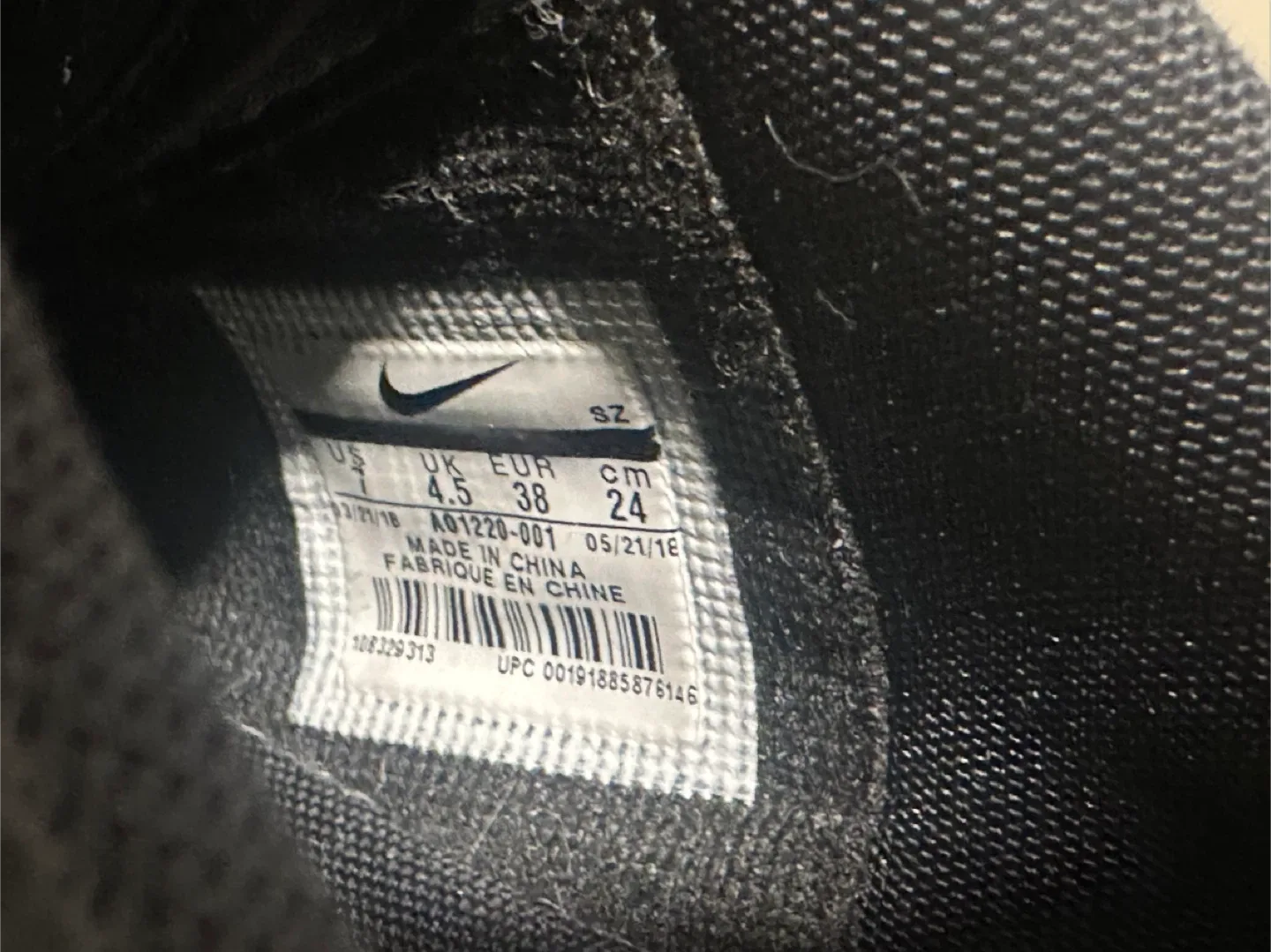 Nike Air Force 1 '07 Triple Black - Size 7 /24cm image indicator(5)