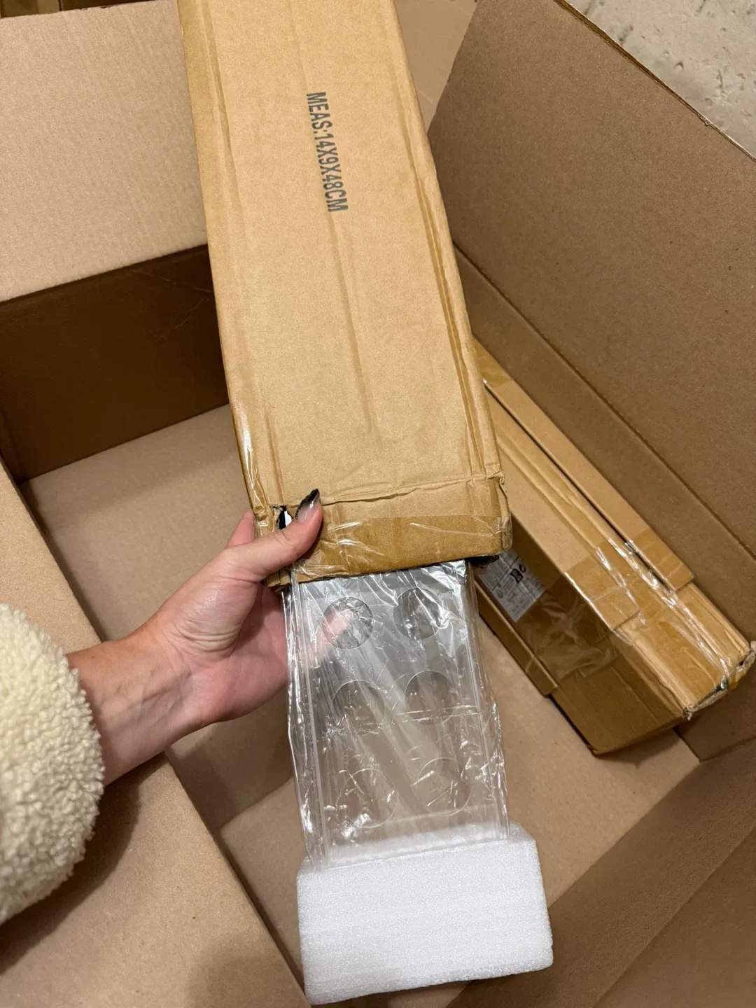 Wedding/bridal shower glassware and decor bundle image indicator(4)