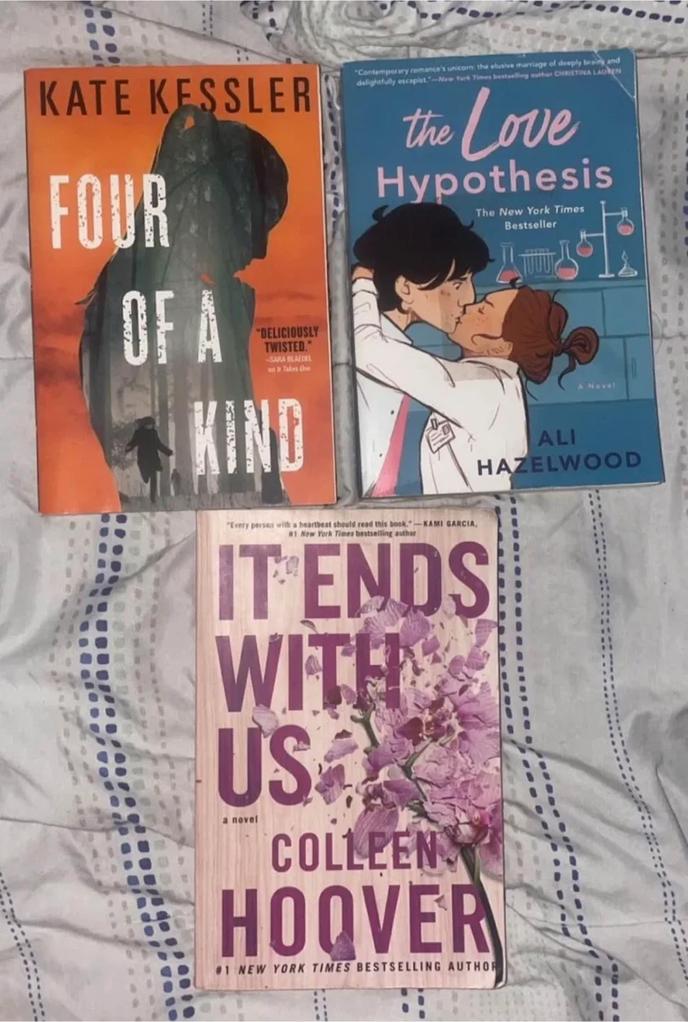 Book Bundle: Four of a Kind, Love Hypothesis, It Ends With Us
